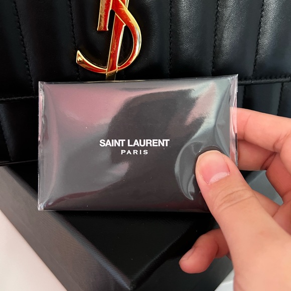 Vicky YSL Monogram Leather Chain Bag (Large) - Picture 8 of 14